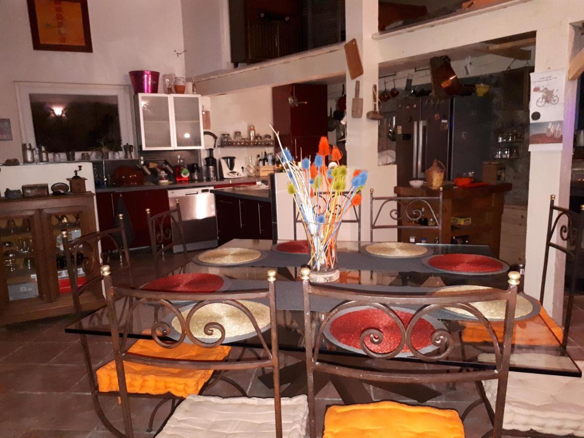 Chez Patricia&Denis Bed & Breakfast Flassans-sur-Issole Exterior foto